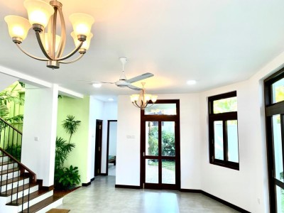Brand New House for Sale in Thalawathugoda!-3