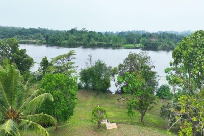Waterfront Land for Sale in Bolgoda