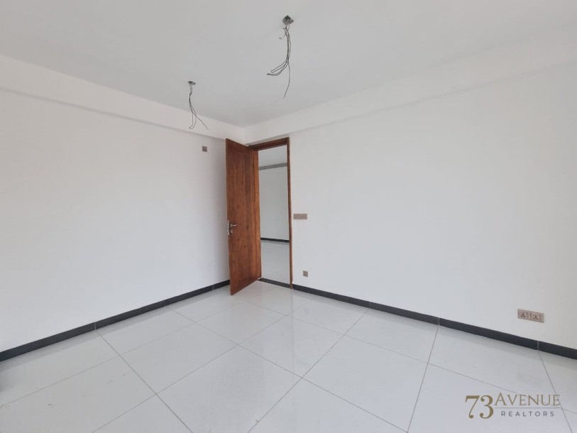 SALE | Brand-New Spacious 3 Bedroom APARTMENT in Residential Colombo 7-5