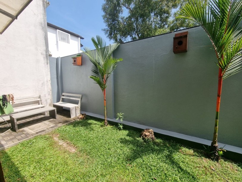 MODERN 3 Bedroom HOUSE for SALE | Rajagiriya bordering Colombo 8-5