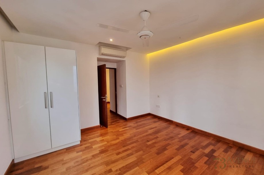 On320 I PENTHOUSE APARTMENT for SALE | Colombo 2-5