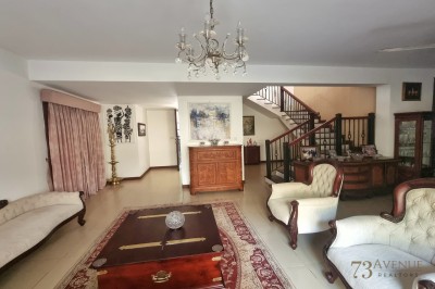 Large 17 Perch HOUSE for SALE Park Road, Colombo 5