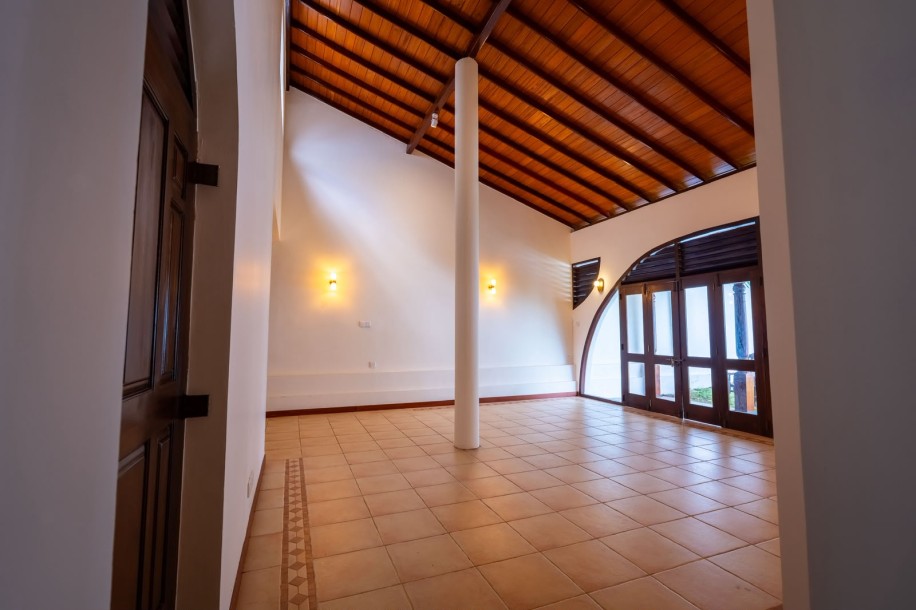 Architect-Designed 3BR House for Sale in Kohuwala | LKR 125 Mn(HS4766)-5