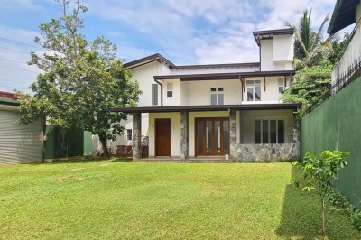 Brand New House For Sale in Thalawatugoda!