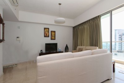 High floor Apartment with lake and ocean view for Sale in Emperor