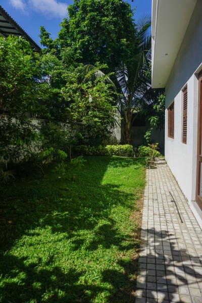 Modern House for Sale in Mt.Lavinia-9