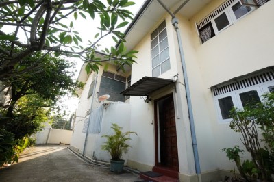 Colonial House for Sale in Colombo 6