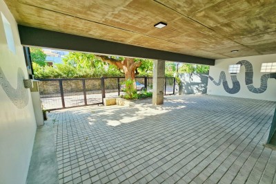 Commercial Building for rent in Colombo 8