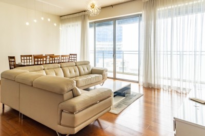 Shangri-la high floor ocean view RENT