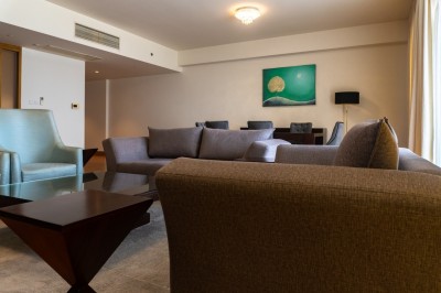 Shangri-la high floor ocean view RENT