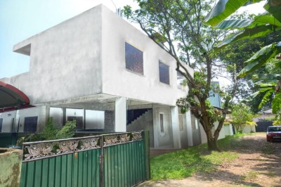 Half Built House for Sale in Boralesgamuwa .-3