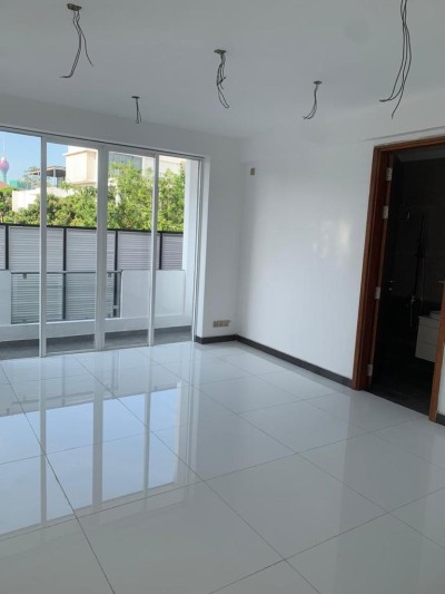 Brand-New Large 3 Bedroom APARTMENT for SALE in Colombo 7 | Highest View-2