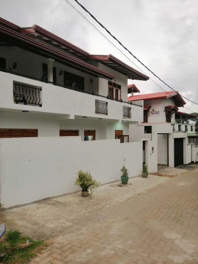 Brand New House for sale in Piliyandala