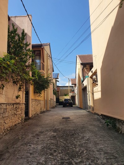 Architecturally Designed 4BR House in Nugegoda For Sale!-7