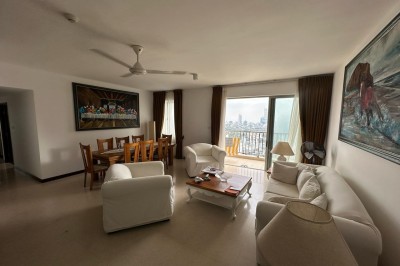 3 Bedroom Apartment in On320 for RENT