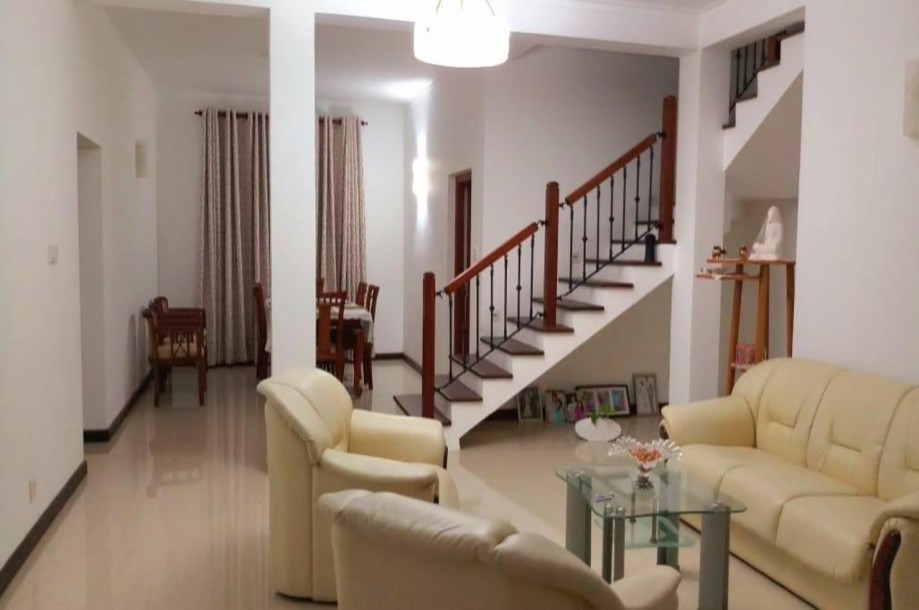 House for sale in Piliyandala-1