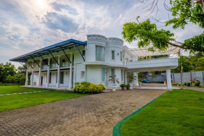 Mansion for Sale in Piliyandala