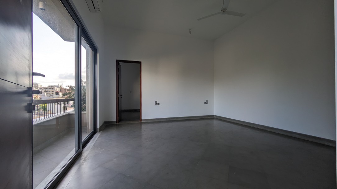Penthouse for Rent in Colombo 6-2