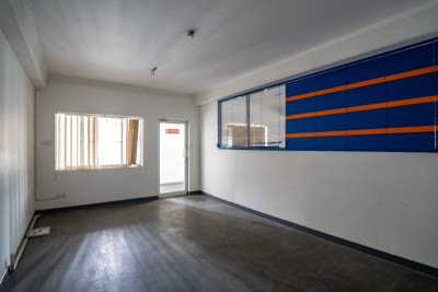 Commercial Building for Sale in Colombo 12