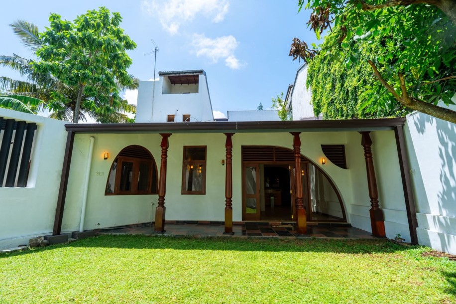 Architect-Designed 3BR House for Sale in Kohuwala | LKR 125 Mn(HS4766)-2