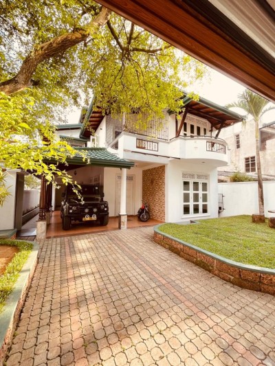 Beautiful Newly Renovated House For Sale in Diyagama