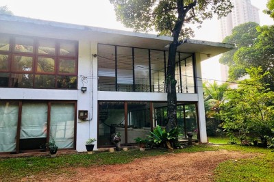 Architecturally Designed Eco-Friendly Modern House for RENT in Rajagiriya-2