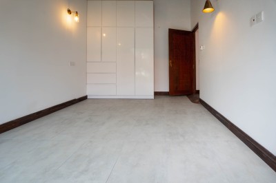 Stunning Golf Villa For Rent in Borella-6