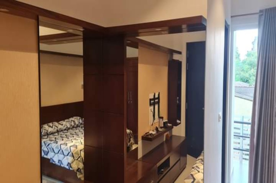 Fully Furnished 3 Bedroom Apartment for Sale in Nugegoda-5
