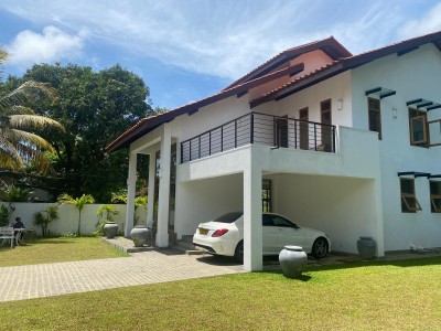 Modern New House for Sale in Beruwala