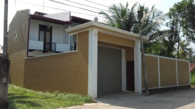 02 storey luxury house in Makuluwa,Galle for sale.-13