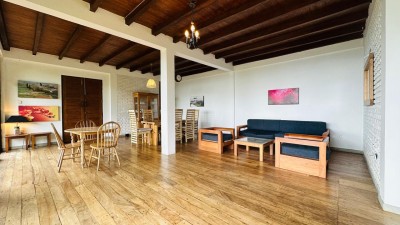 Exclusive 4-Bedroom Estate with Scenic Views and Private Riverfront🌳🏡-5