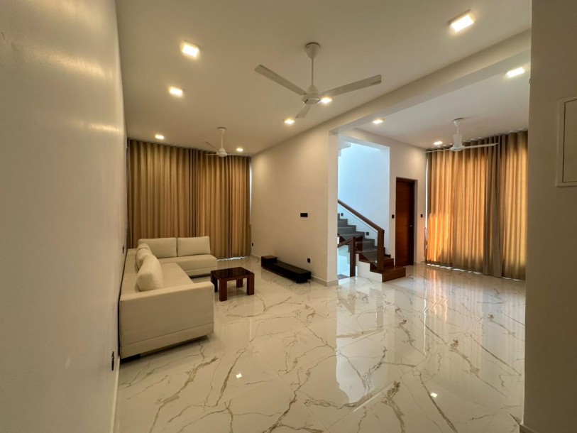 Brand new House in Dehiwela Available for RENT.-1