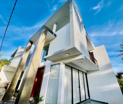 Brand New Luxury House for rent in Ja Ela