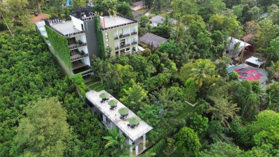 Riverside Hotel for Sale: Exceptional Investment Opportunity in Balapitiya