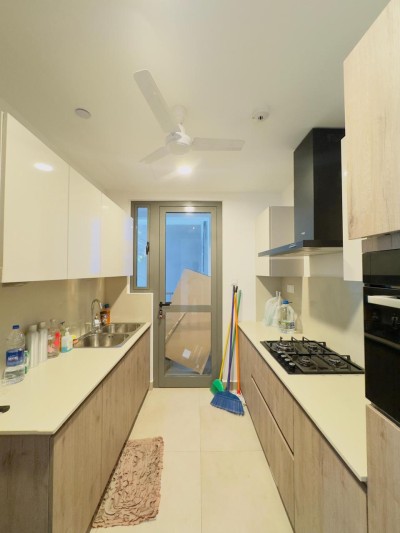 Lotus view Luna Tower High Floor Apartment for Rent-4