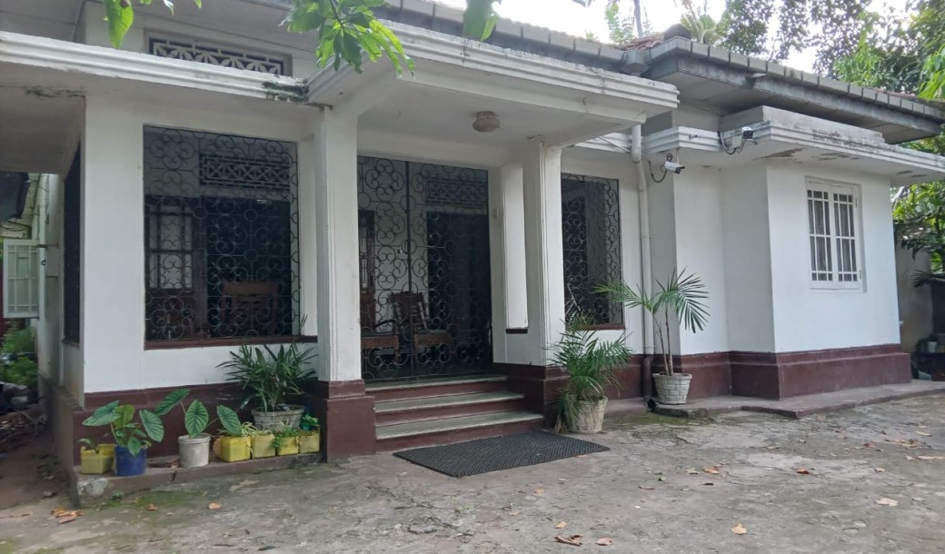 Bungalow for Sale in Panadura for land value - 50 perches-1
