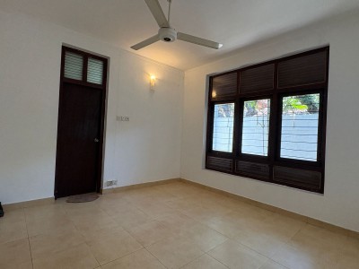 House For Sale in Colombo 4-5