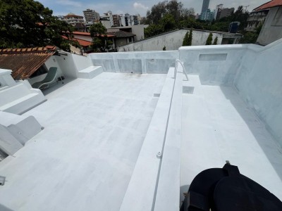 Well built HOUSE FOR SALE off Saranankara Road-8