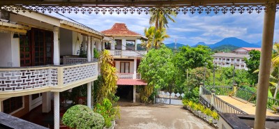 Land for Sale with a colonial house in Kegalle-2