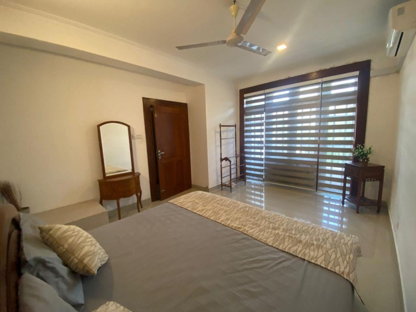 3 Story Fully Furnished Luxury House for Rent in Colombo 07-6