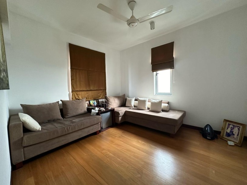 3 Bedroom Apartment in On320 for RENT-5