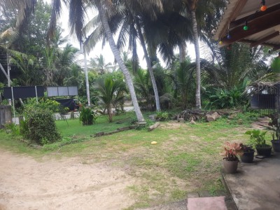 Land with old house for sale in Tangalle-2