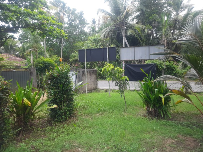 Land with old house for sale in Tangalle-1