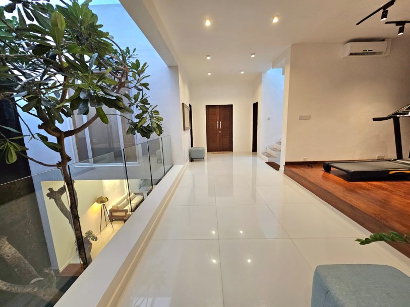 Fully Furnished Luxury House in Nugegoda - Boralesgamuwa-12