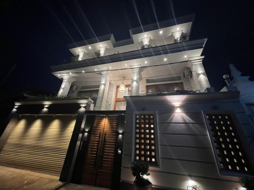 Modern Luxury House for Sale in Rajagiriya-1