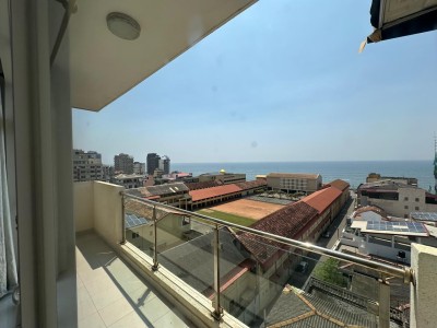 4 Bed spacious apartment in Col 4 for Sale-6