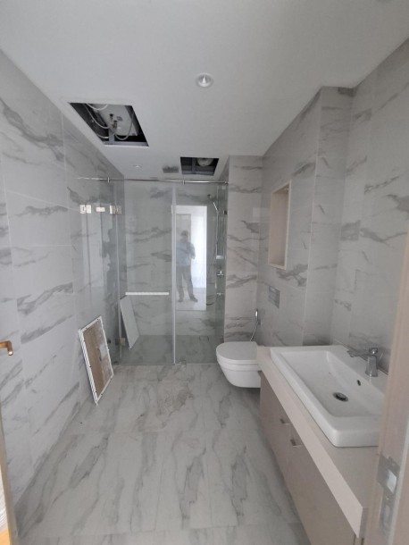 Luxury Brand-New Duplex Apartment for Sale at 606 The Address-5
