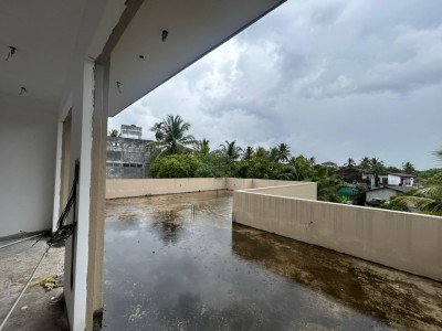 Partially completed Luxury House for Sale in Athurugiriya-2