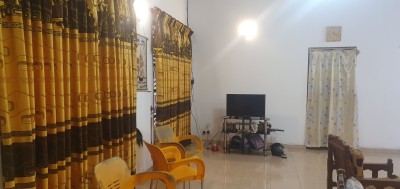 Spacious 6-Room House for Sale in Dompe-2