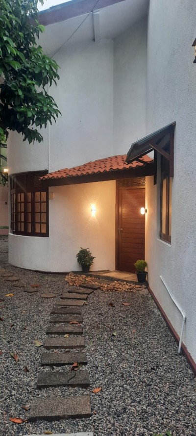 Elegant House for rent at Nawala Koswatte-3
